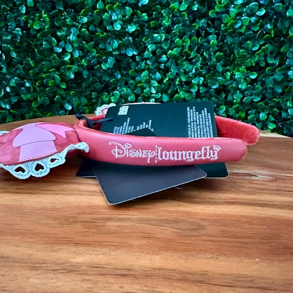Loungefly Disney Minnie Mouse Valentine’s Day Hearts Ears - Picture 3 of 3